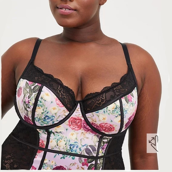 🖤Torrid Satin Lace Floral Chemise - Picture 5 of 7